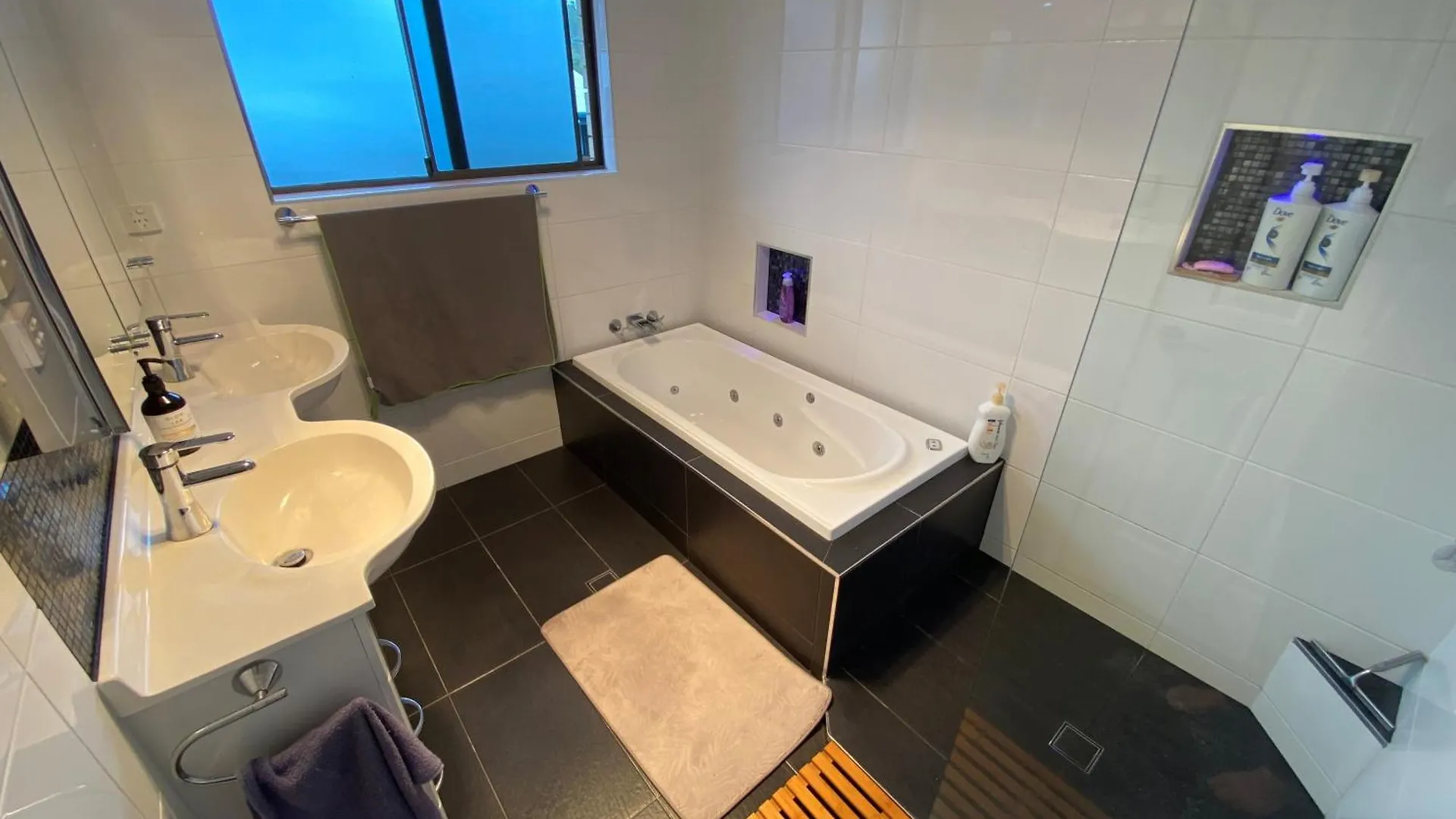 Homestay Everingham Views Rockhampton